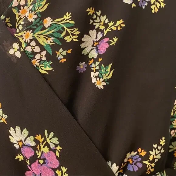 Q&A Los Angeles "Glitz & Glam Black Floral Midi - Picture 3 of 16